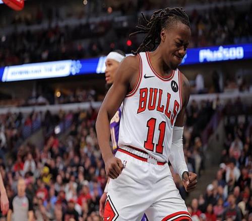 快船明日客,场挑战步行,莱昂纳德与,爱游戏app,爱游戏官网,爱游戏体育官网,爱游戏体育app