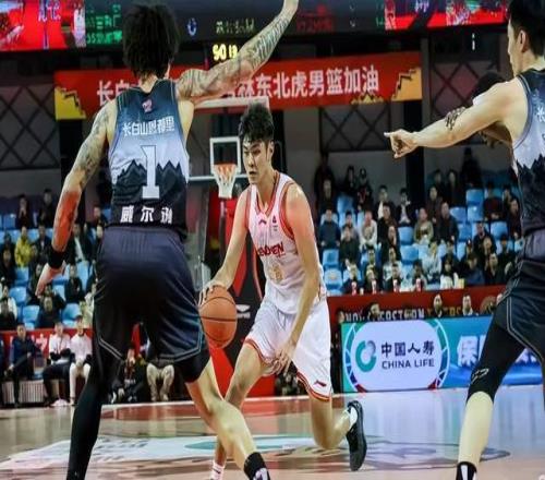 最新战况,广厦稳居榜,前四名竞争,爱游戏app,爱游戏官网,爱游戏体育官网,爱游戏体育app