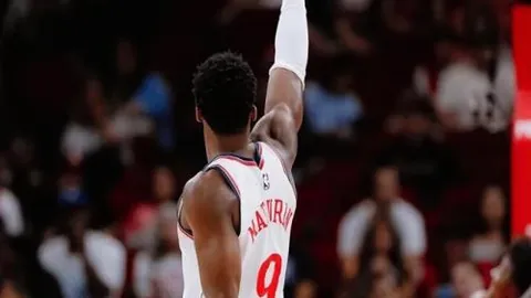 “快船明日客场挑战步行者，莱昂纳德与鲍威尔出战存疑”